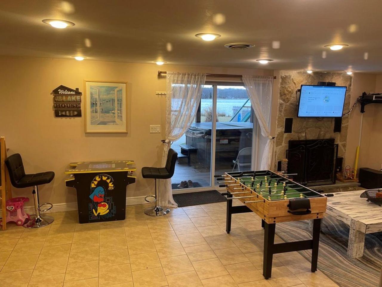 Hideaway - Lakehouse/Spa/Dock/ Pocono Summit Екстериор снимка